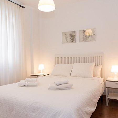 Like Home Sevilla - Museo Bagian luar foto