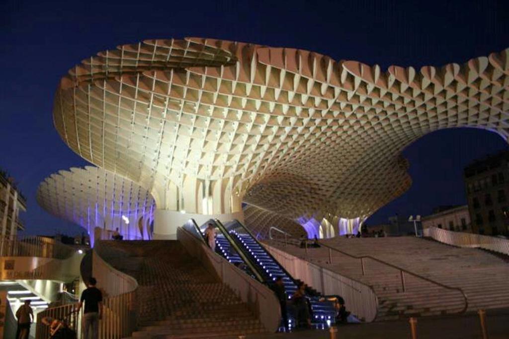 Like Home Sevilla - Museo Bagian luar foto